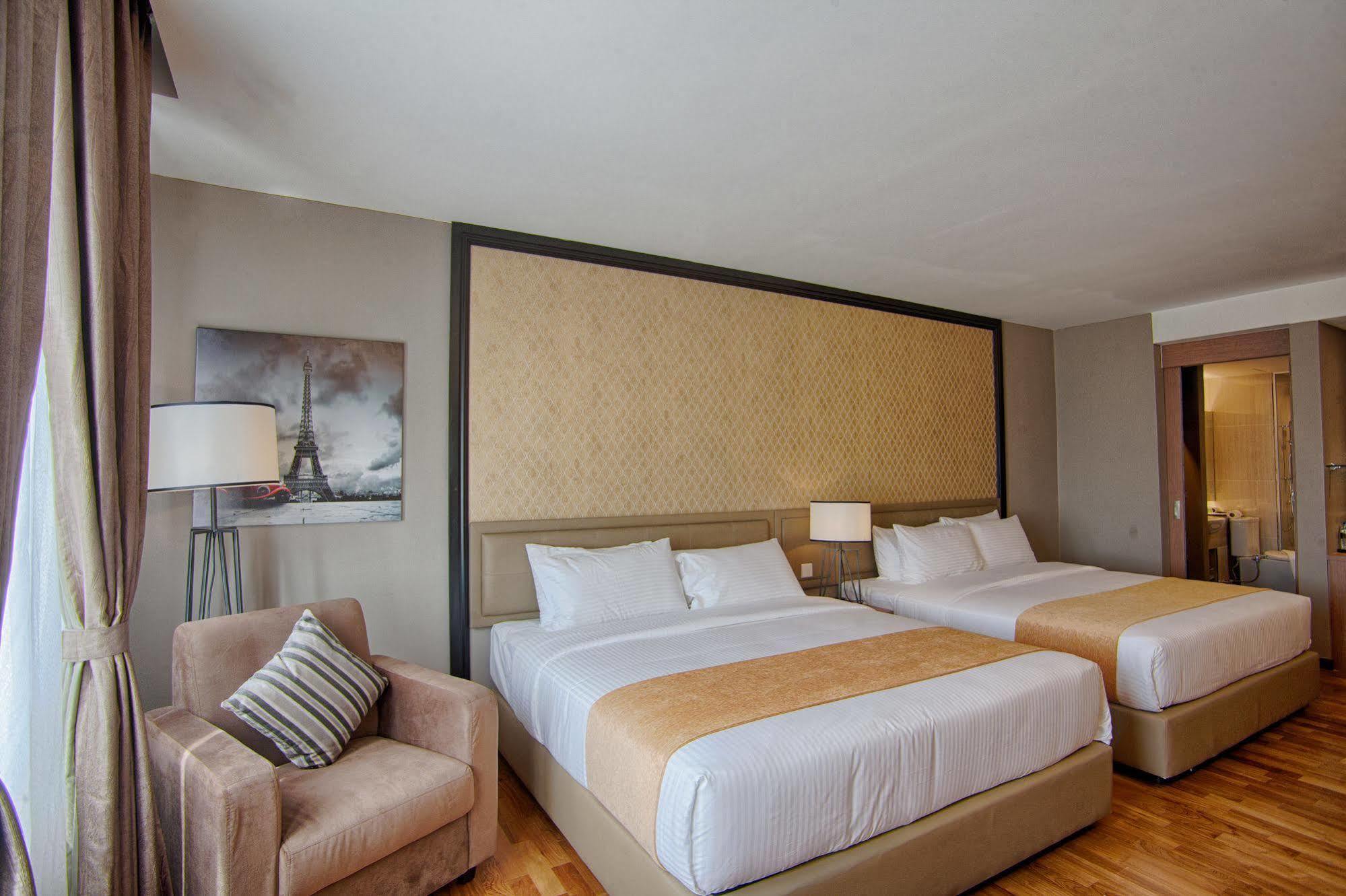 Millesime Hotel Johor Bahru Ngoại thất bức ảnh